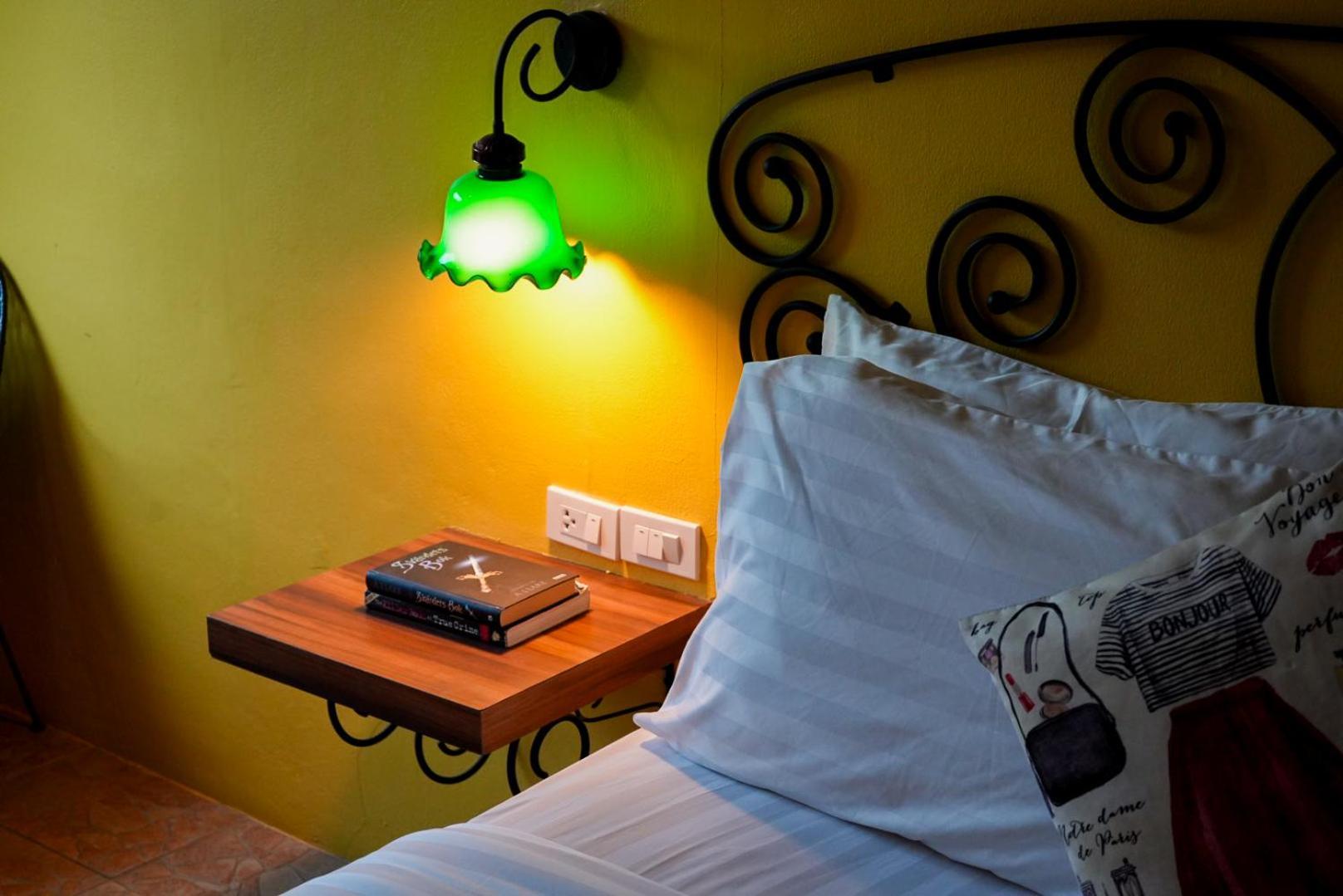 The Castello Resort Ko Lan Room photo